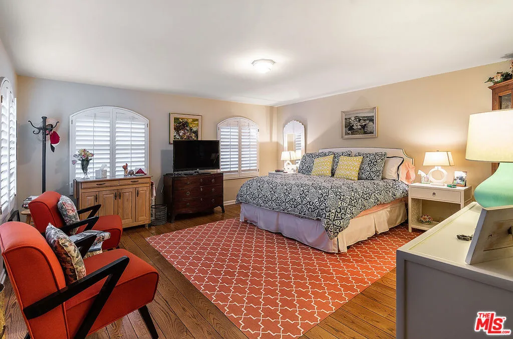 1284 Lago Vista Drive, Beverly Hills, California 90210 home-pic-40